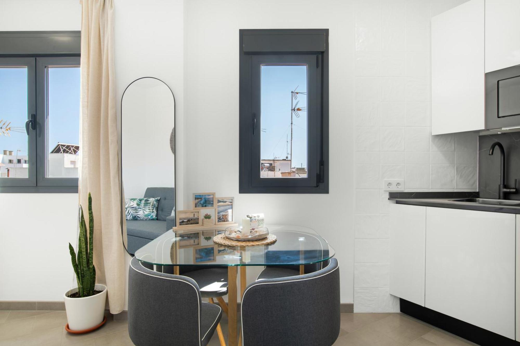 Cervantes Homes No3 コニル・デ・ラ・フロンテラ エクステリア 写真